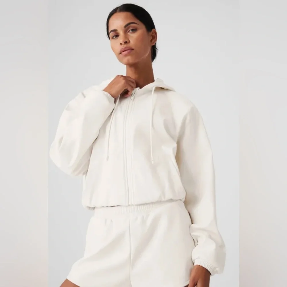 Alo Yoga Faux Leather Power Hour Full Zip Cropped Jacket Ivory Size Small